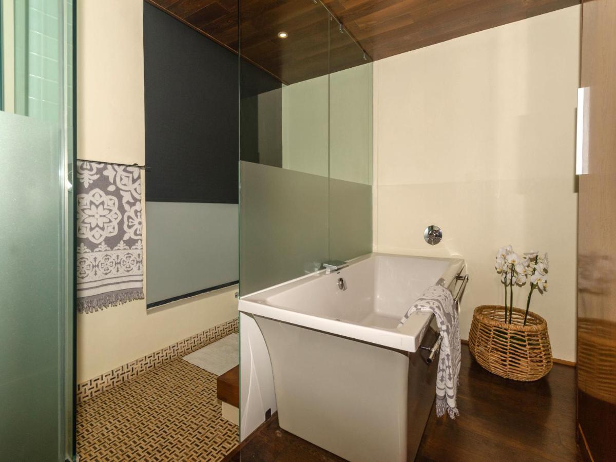 דורבן Quayside Waterfront Apartment מראה חיצוני תמונה